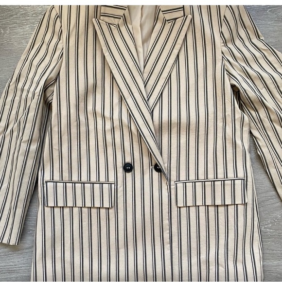 ZARA • NWT Oversized Striped Beige Blazer - Picture 6 of 11